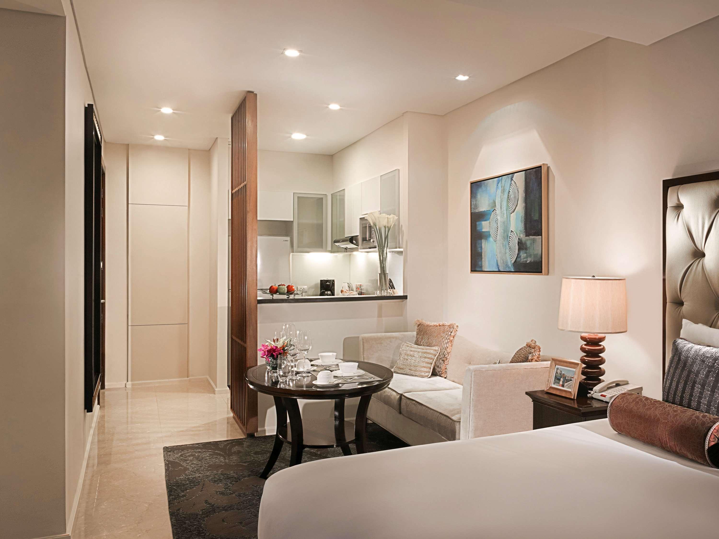Joy Nostalg And Manila Managed By The Ascott Limited